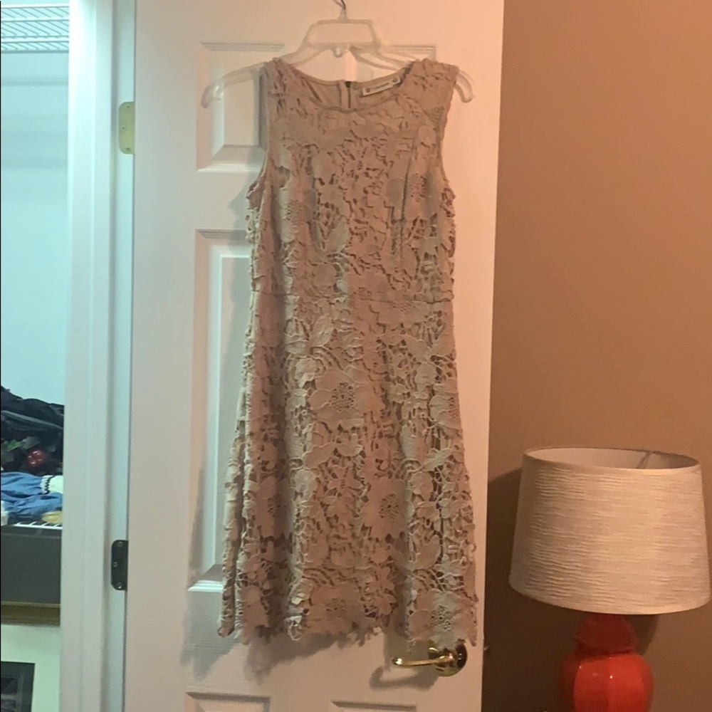 Women’s dress